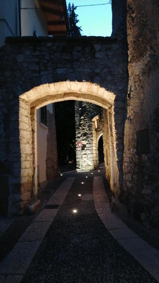 Castle Rhythm Inn 阿科 外观 照片